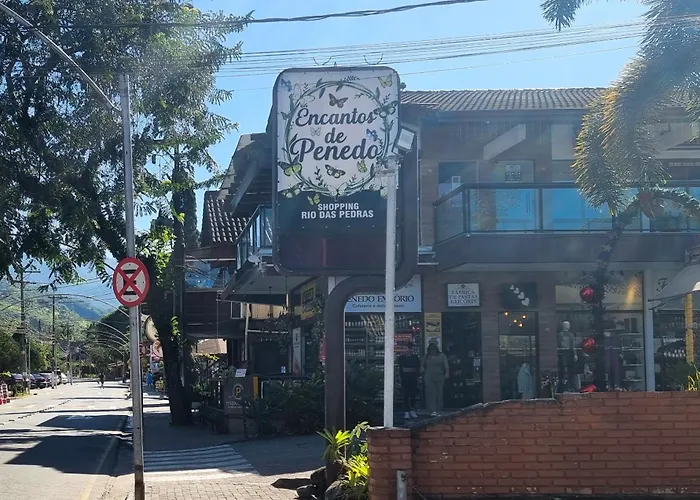 Chale 03 Com Cozinha No Coracao De Penedo