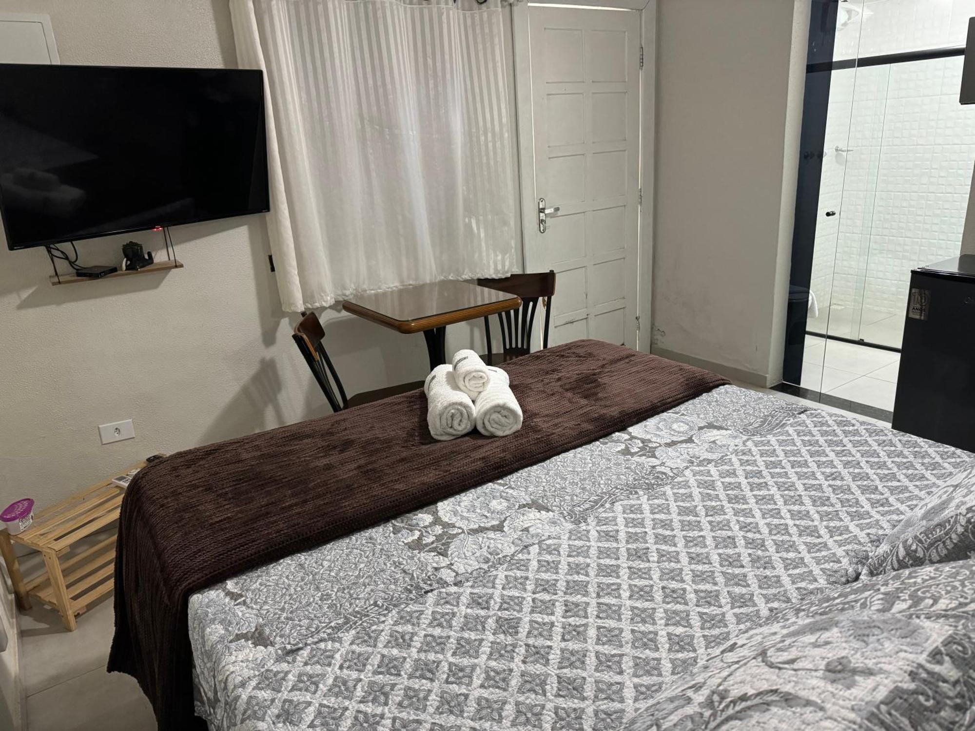 Alojamento de Turismo Selvagem Chale 03 Com Cozinha No Coracao De Penedo *